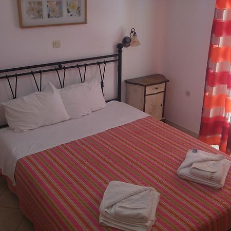 Kamares Apartments Εε Pórosz Kültér fotó